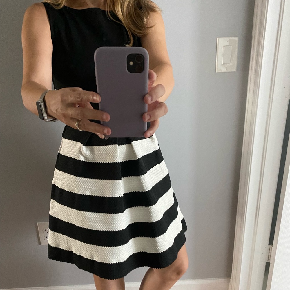 Dress black and cream